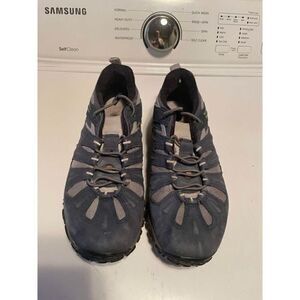 Merrell Shoes (SZ 6)
